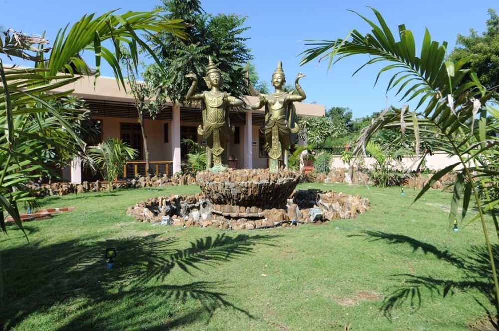 Sky Palace Hotel Bagan Eksteriør bilde